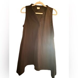 Chico's Black Sleeveless V-Neck Tunic